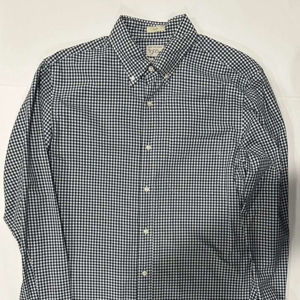 J Crew Plaid‎ Shirt - Size M.